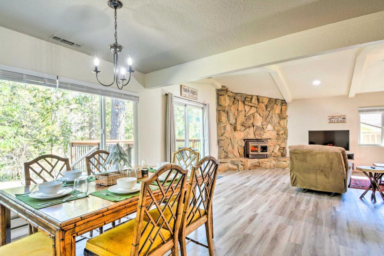 Sherwood Forest Cabin With Deck And Fire Pit! Twain Harte Exteriör bild